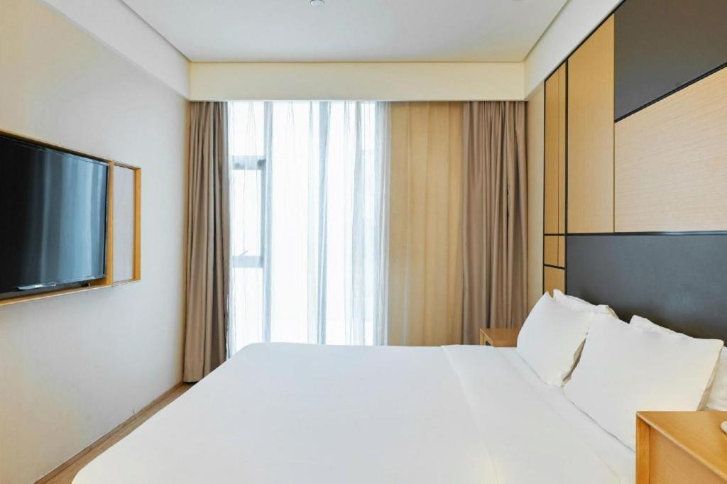 Ji Hotel Shanghai Hongqiao Yan'An XI Road Xangai Exterior foto