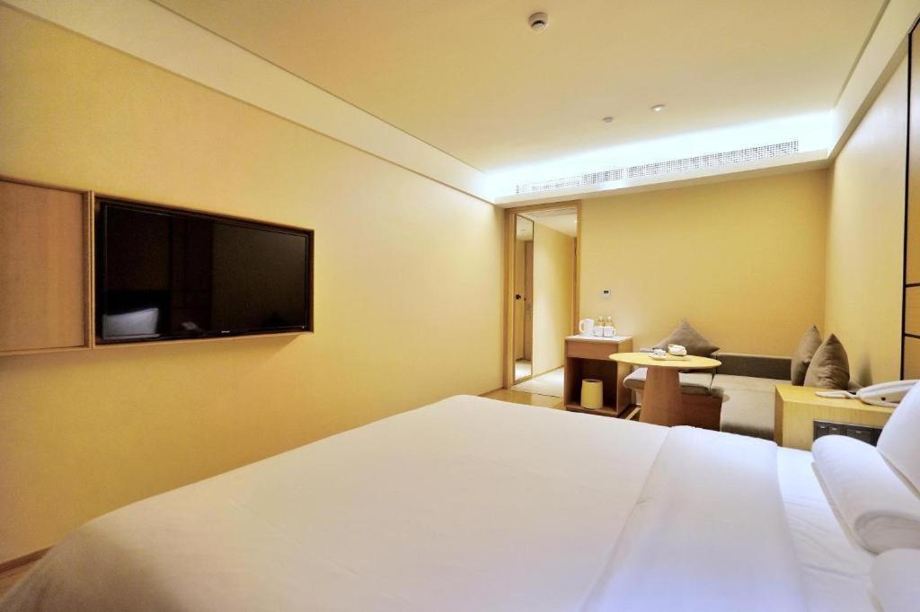 Ji Hotel Shanghai Hongqiao Yan'An XI Road Xangai Exterior foto