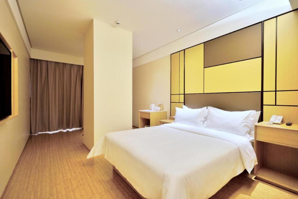 Ji Hotel Shanghai Hongqiao Yan'An XI Road Xangai Exterior foto