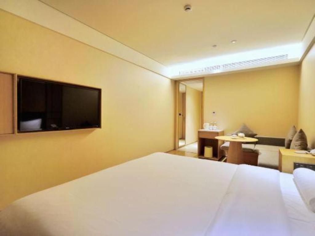Ji Hotel Shanghai Hongqiao Yan'An XI Road Xangai Exterior foto