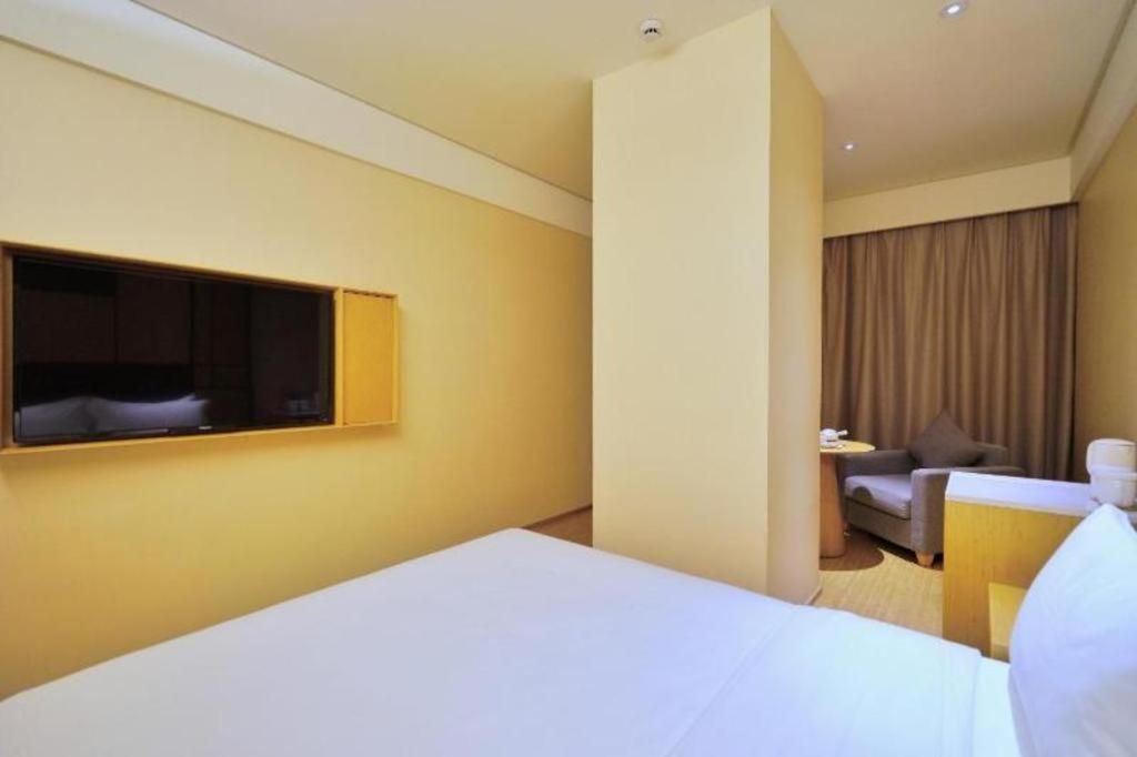 Ji Hotel Shanghai Hongqiao Yan'An XI Road Xangai Exterior foto