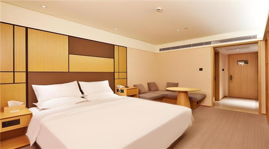 Ji Hotel Shanghai Hongqiao Yan'An XI Road Xangai Exterior foto